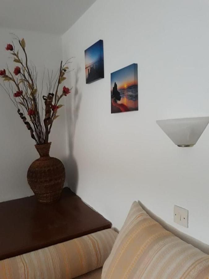 Violetta Studios & Apartments มิลินา ภายนอก รูปภาพ