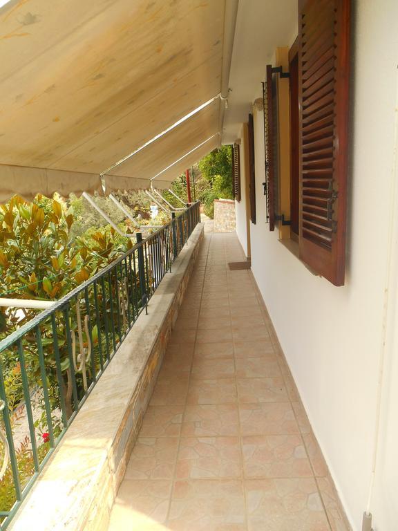 Violetta Studios & Apartments มิลินา ภายนอก รูปภาพ